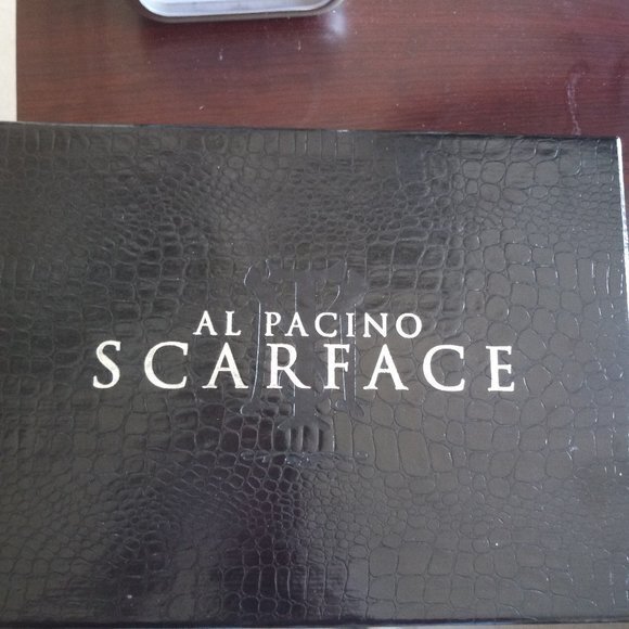 Al Pacino Scarface Deluxe Anniversary Gift Set - Picture 1 of 5